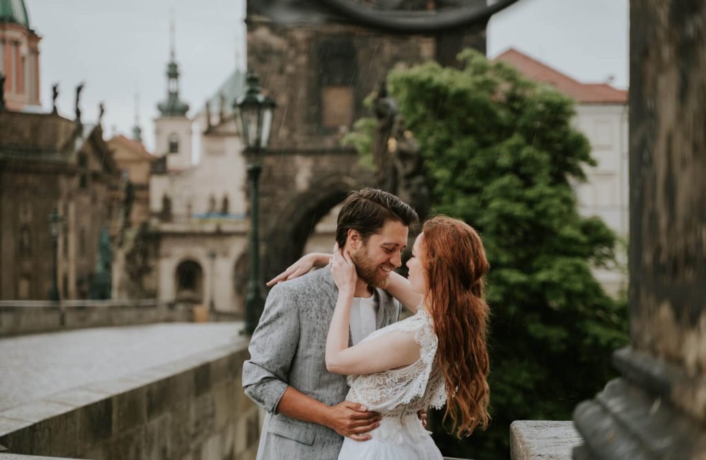 Photographer in Prague, engagement photoshoot prague, pragu photographer, couple photosession, wedding photographer prague