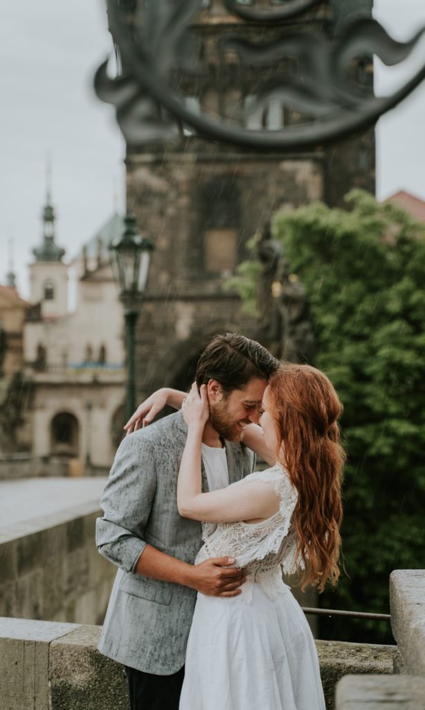 Photographer in Prague, engagement photoshoot prague, pragu photographer, couple photosession, wedding photographer prague
