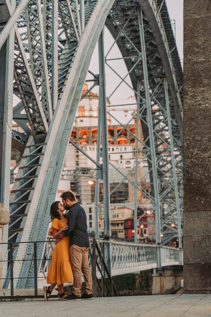 Porto photographer, couple photoshoot porto, vacation photoshoot porto, portugal photographer