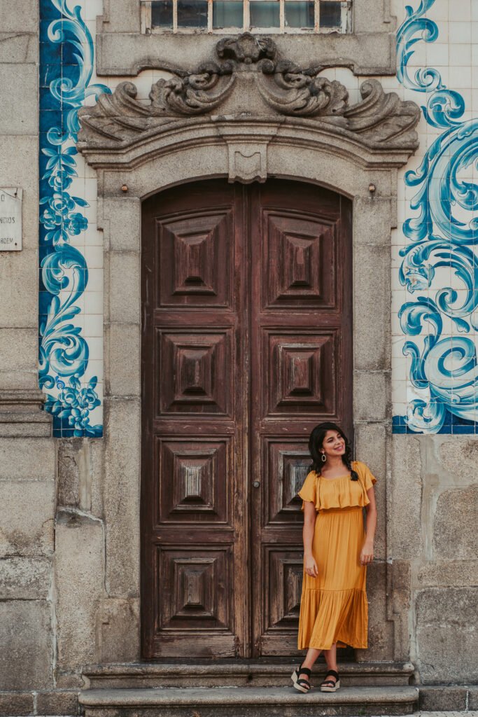 Porto photographer, couple photoshoot porto, vacation photoshoot porto, portugal photographer