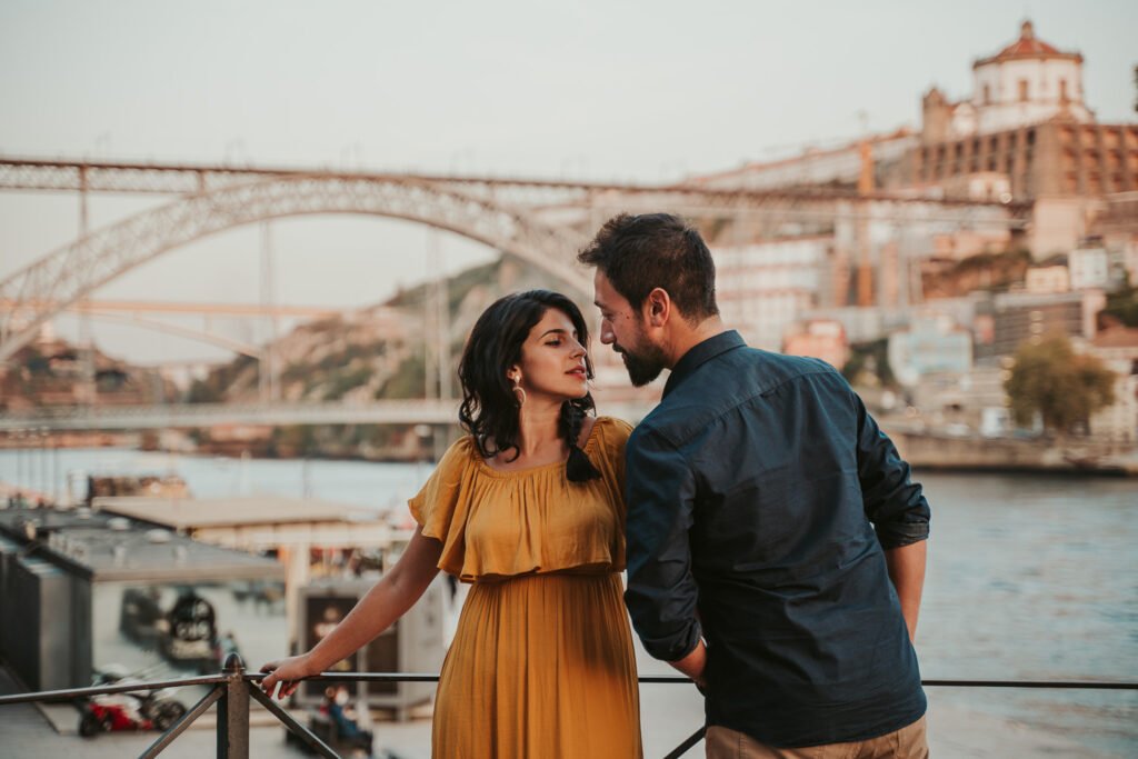 Porto photographer, couple photoshoot porto, vacation photoshoot porto, portugal photographer