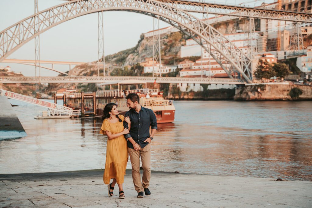 Porto photographer, couple photoshoot porto, vacation photoshoot porto, portugal photographer