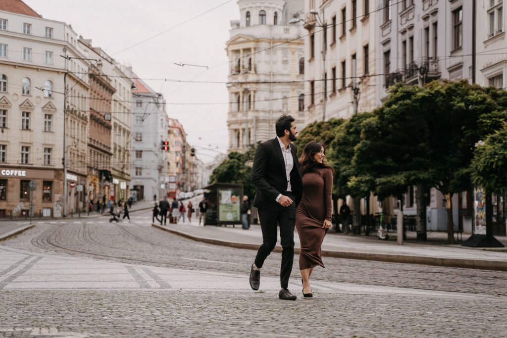 Photosession in Prague, industrial couple photoshoot, photo walk in prague, prague photographer