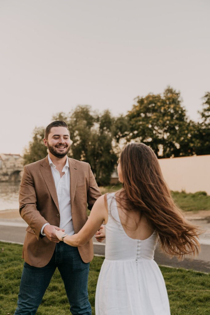 Pre wedding photoshoot in Prague, Prague wedding photographer, surprise proposal engagement, Prague photographer