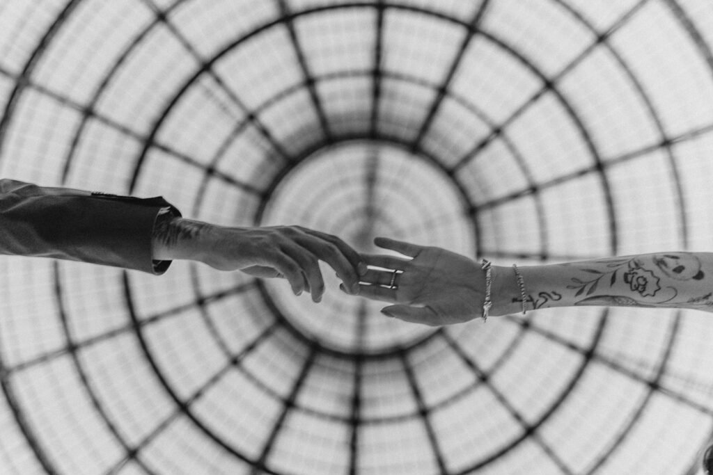 couple photoshoot in Milan, Milan photosession, photographer in Milan