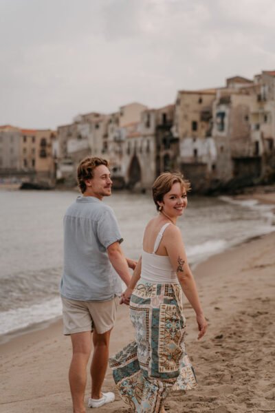 cefalu couple photoshoot, prewedding photographer sicily, honeymoon photographer sicily, engagement photoshoot sicily, beach couple photo ideas