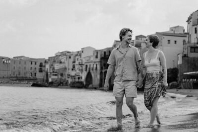 cefalu couple photoshoot, prewedding photographer sicily, honeymoon photographer sicily, engagement photoshoot sicily, beach couple photo ideas