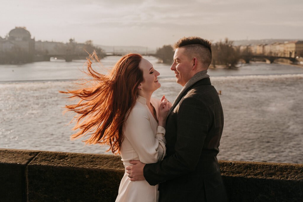 couple photoshoot in prague, winter photoshoot prague, prague photographer, elopement prague