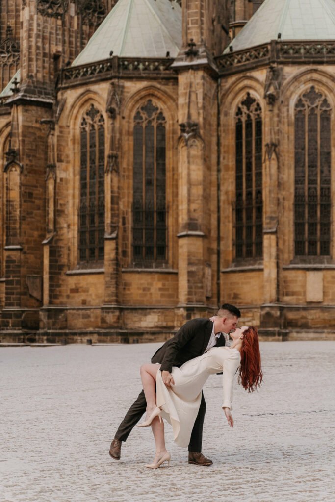couple photoshoot in prague, winter photoshoot prague, prague photographer, elopement prague
