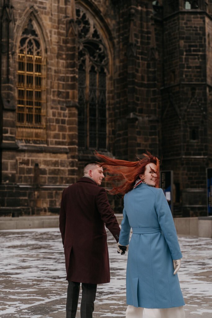 couple photoshoot in prague, winter photoshoot prague, prague photographer, elopement prague