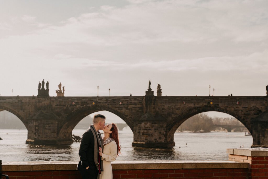 couple photoshoot in prague, winter photoshoot prague, prague photographer, elopement prague
