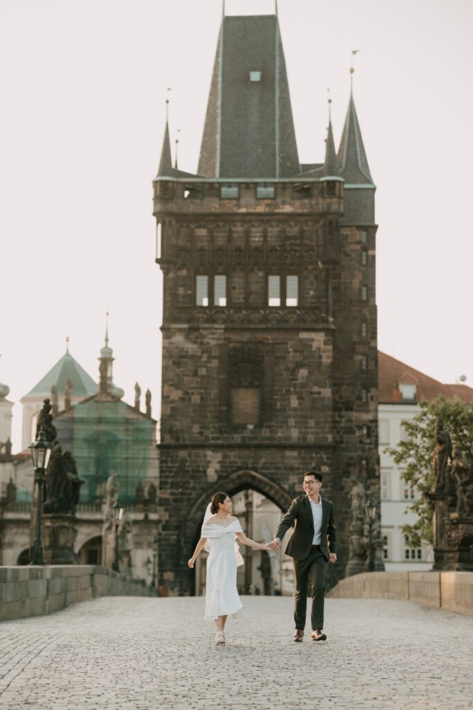 prewedding photosession in Prague, Prague photographer, destination photographer europe, engagement photographe rin prague, avvagraphy